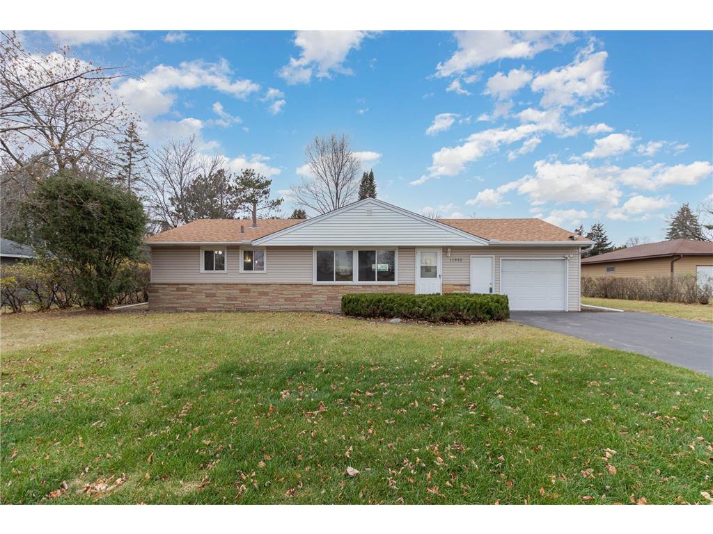 11952 Crooked Lake Boulevard NW, Coon Rapids, MN, 55433 MLS 6307402