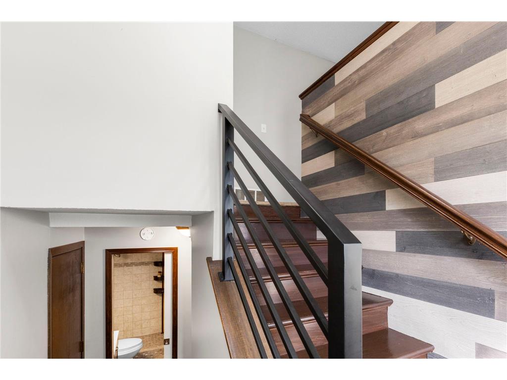11954 70th Place N Maple Grove MN 55369 7091862 image2