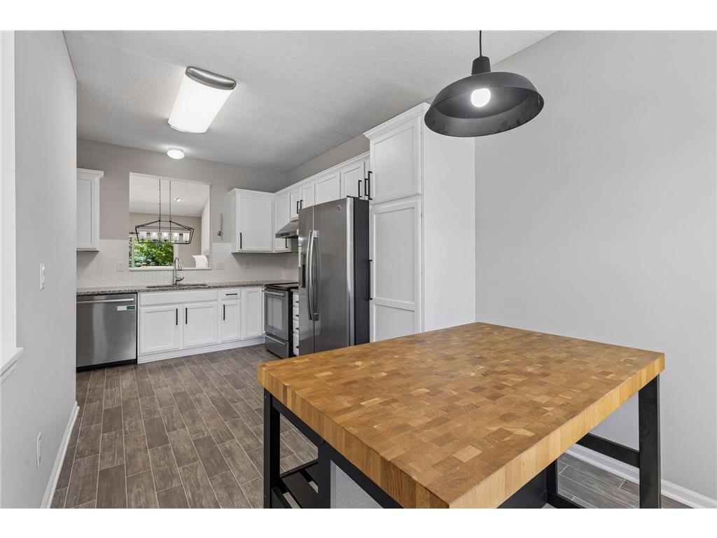 11962 85th Place N Maple Grove MN 55369 7087221 image15