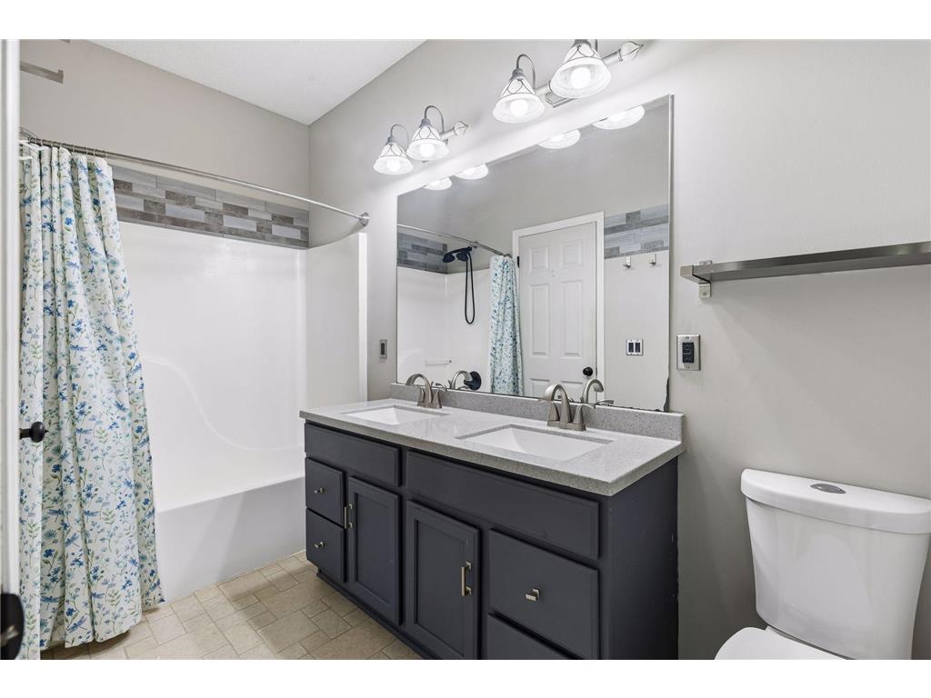 11962 85th Place N Maple Grove MN 55369 7087221 image20