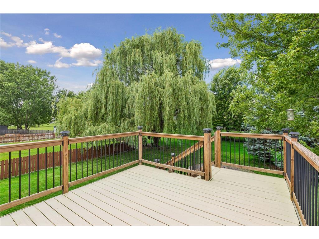 11962 85th Place N Maple Grove MN 55369 7087221 image3