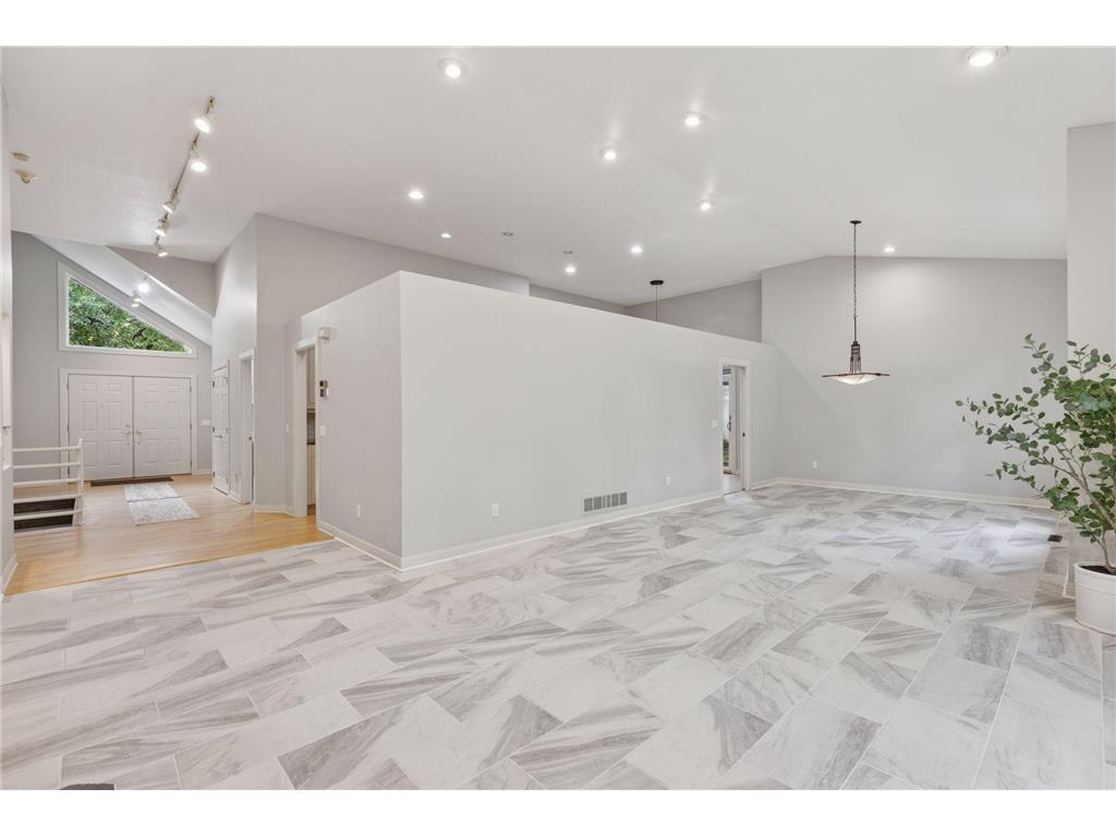 11984 Saint Albans Hollow Drive Minnetonka MN 55305 6773260 image21