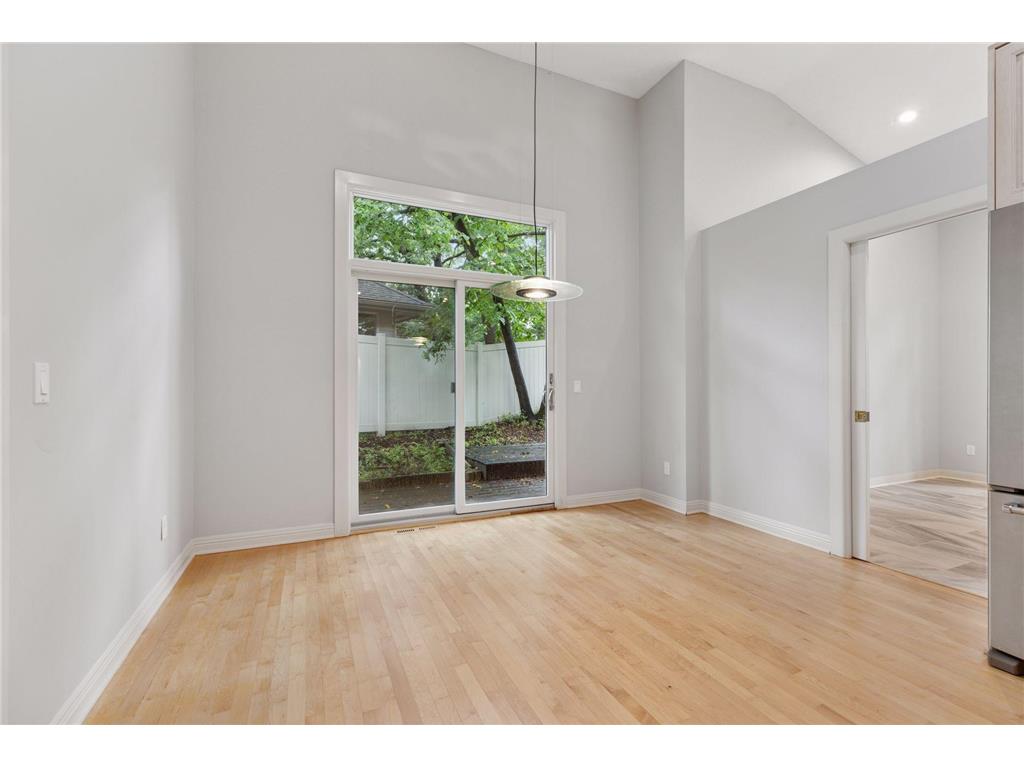 11984 Saint Albans Hollow Drive Minnetonka MN 55305 6773260 image29