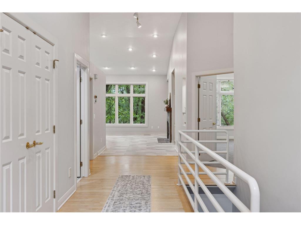 11984 Saint Albans Hollow Drive Minnetonka MN 55305 6773260 image35