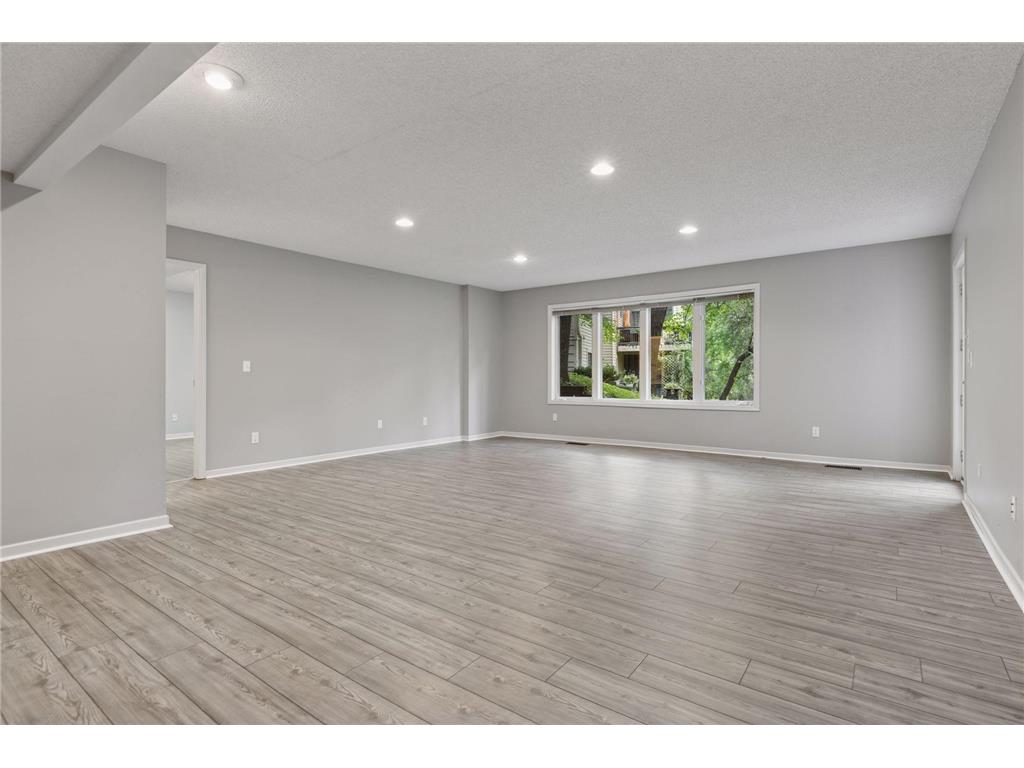 11984 Saint Albans Hollow Drive Minnetonka MN 55305 6773260 image38