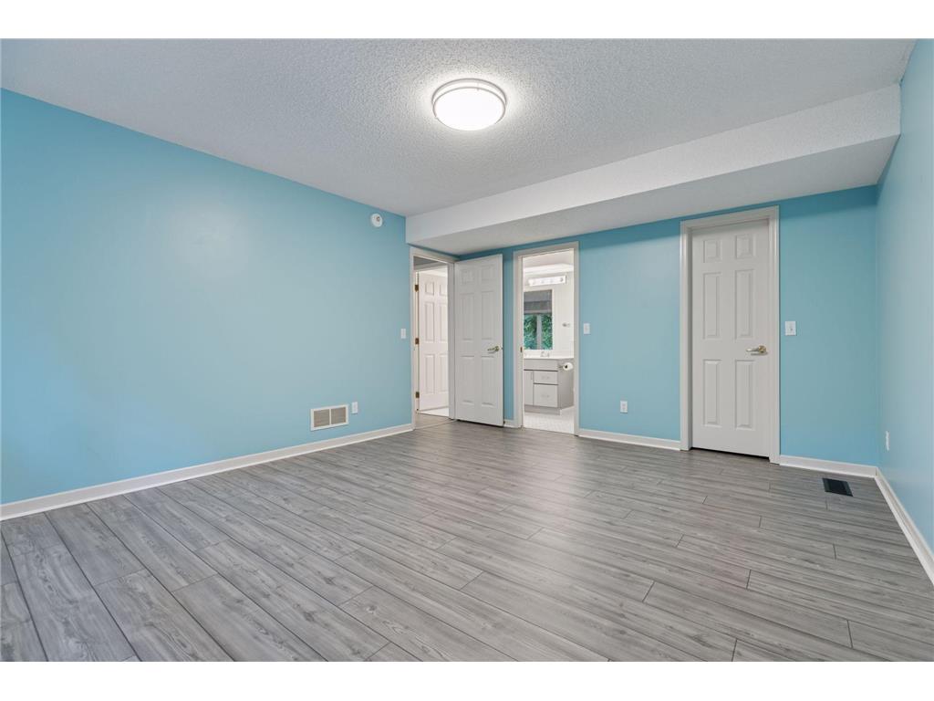 11984 Saint Albans Hollow Drive Minnetonka MN 55305 6773260 image44