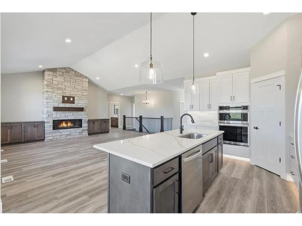 1199 60th Street Hudson WI 54016 7007391 image2