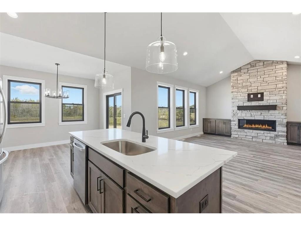 1199 60th Street Hudson WI 54016 7007391 image3