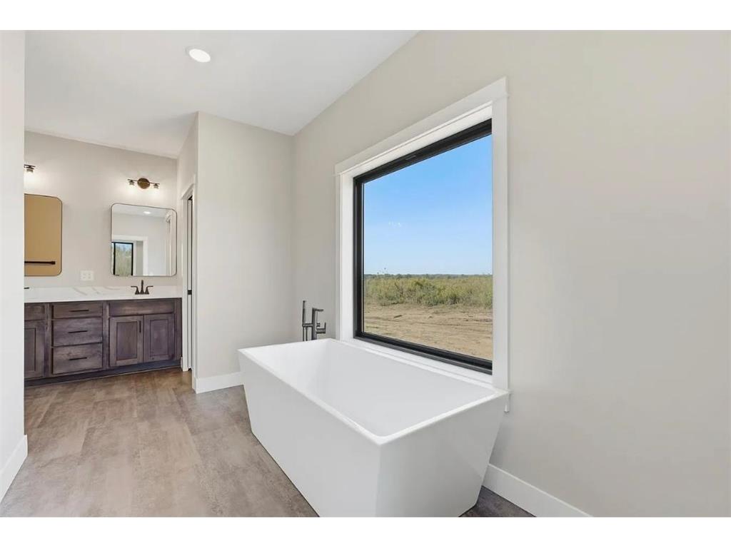 1199 60th Street Hudson WI 54016 7007391 image9