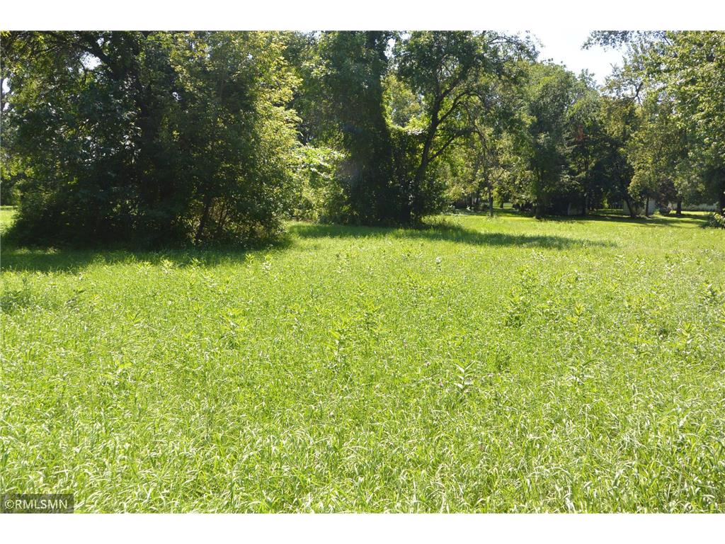 1199 E 2nd Street New Auburn MN 55366 - High Island 6770922 image6