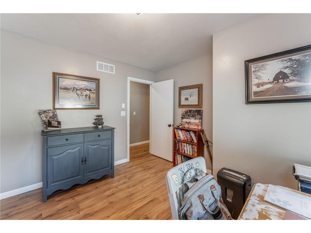 11990 380th Avenue Blue Earth MN 56013 7089938 image19