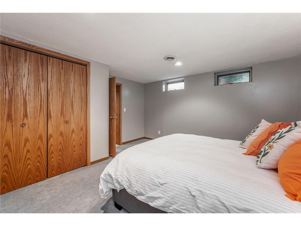 11990 380th Avenue Blue Earth MN 56013 7089938 image28
