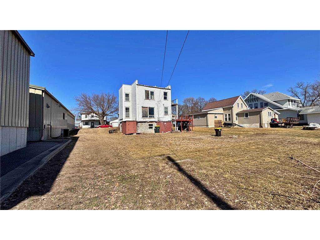 12 E Main Street Madelia MN 56062 6804535 image9