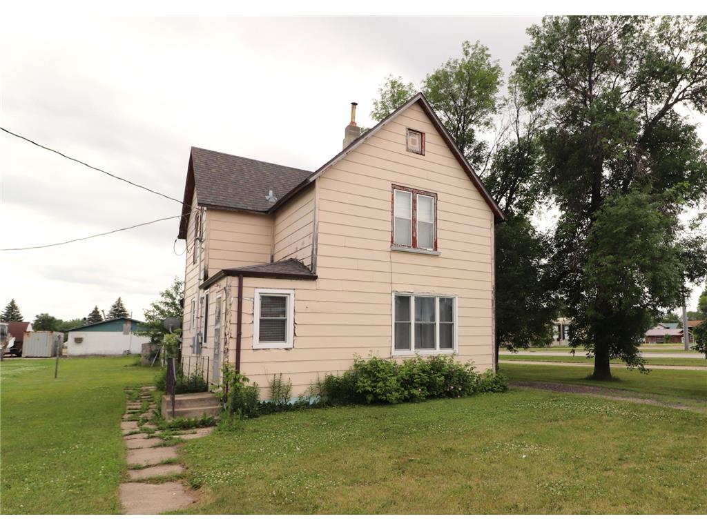 12 E Thorpe Avenue Ada MN 56510 6395908 image1