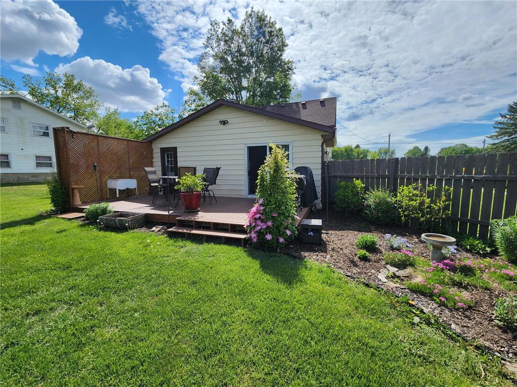 12 Oak Avenue SE Racine MN 55967 6706835 image1