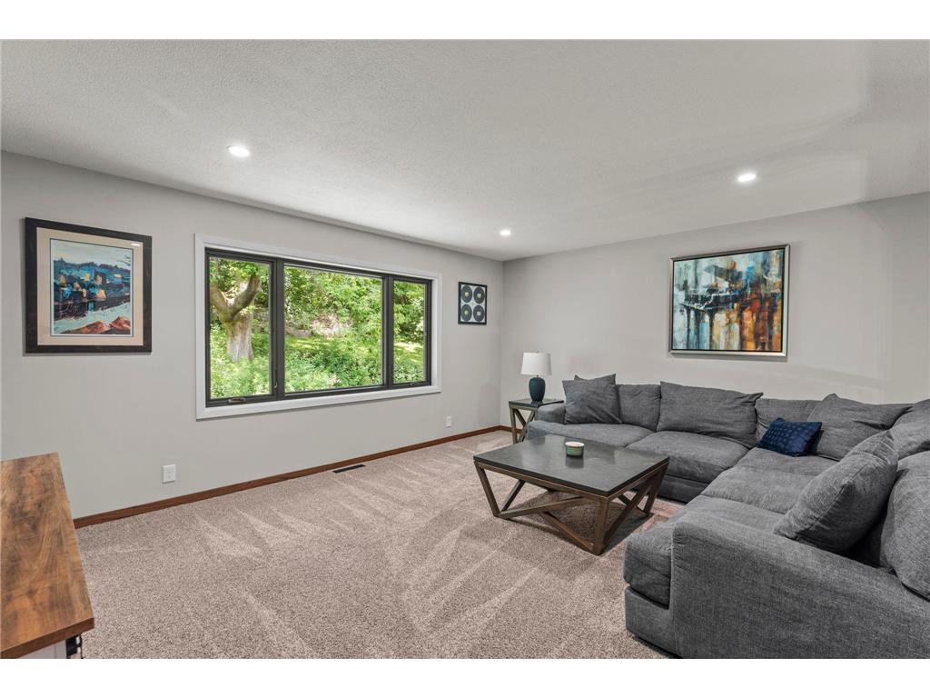12 Oak Shore Drive Burnsville MN 55306 7084871 image14