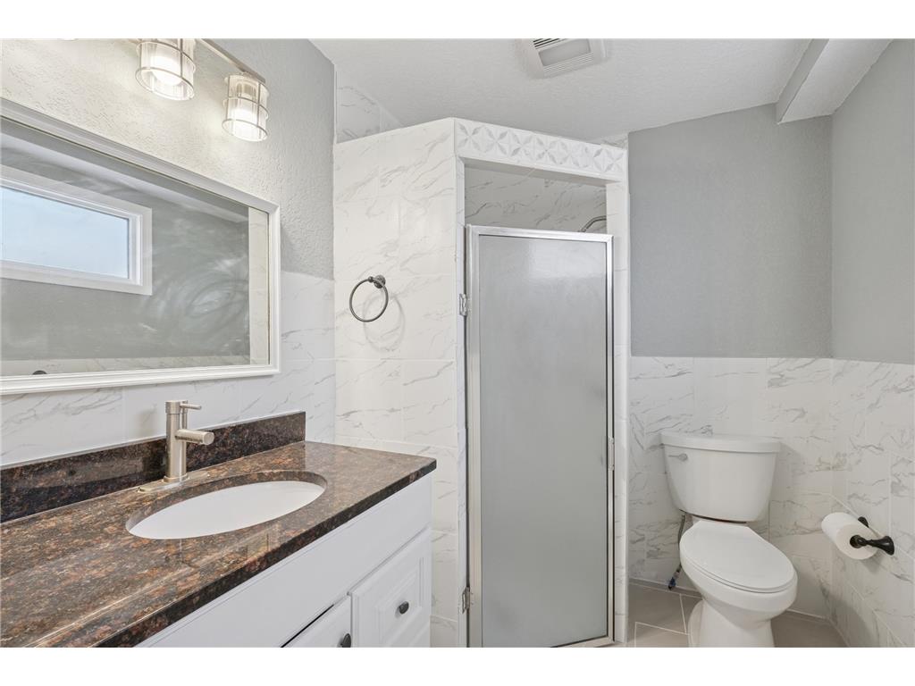 120 4th Avenue E Shakopee MN 55379 7038467 image27