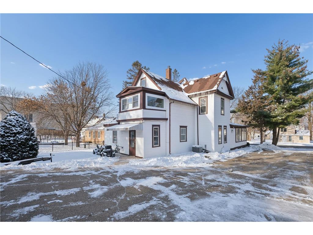 120 4th Avenue E Shakopee MN 55379 7038467 image34