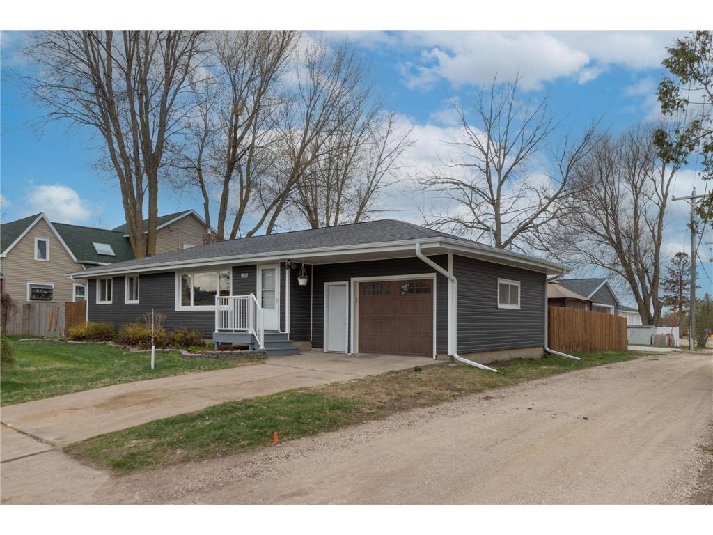 120 5th Street NW, Plainview, MN, 55964 MLS 6360498 Edina Realty