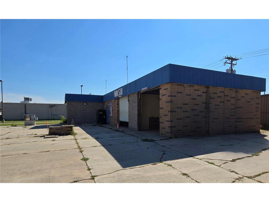 120 8th Avenue NE Pipestone MN 56164 7039432 image12