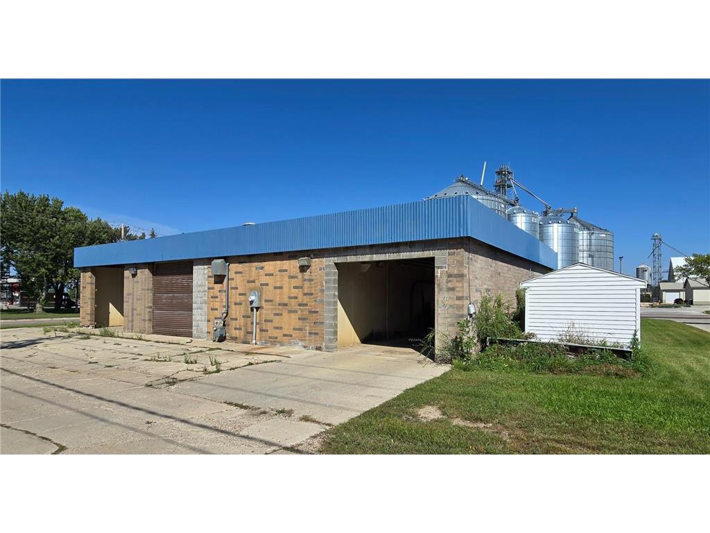 120 8th Avenue NE Pipestone MN 56164 7039432 image14