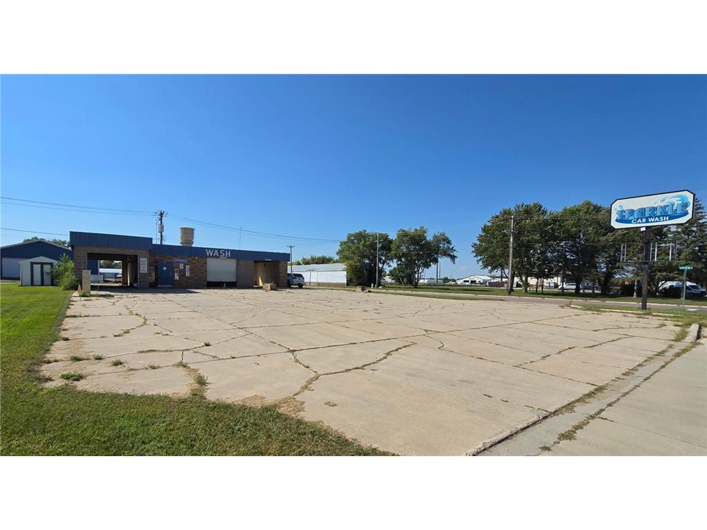 120 8th Avenue NE Pipestone MN 56164 7039432 image15