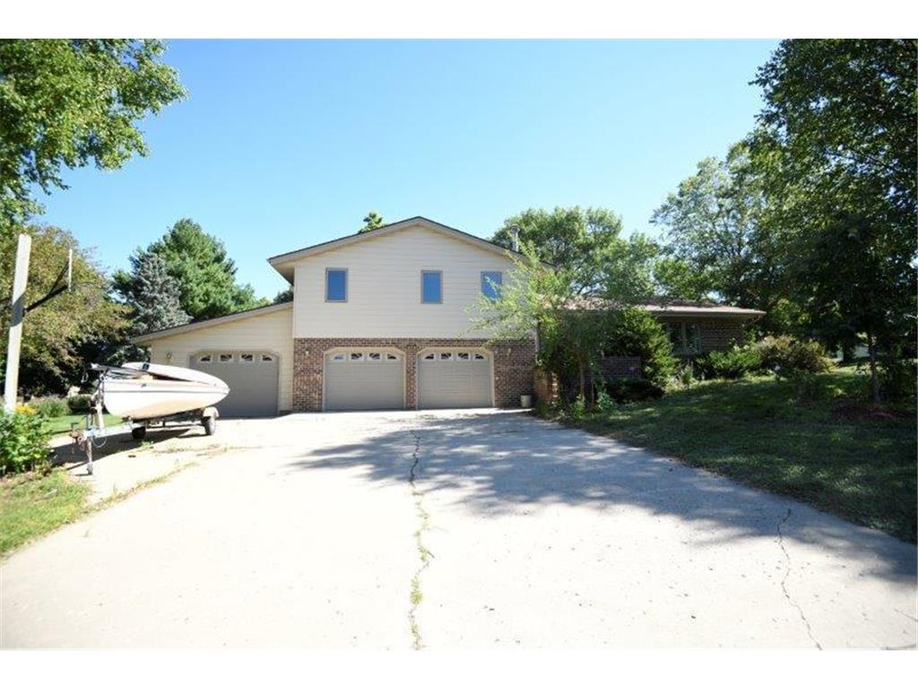 120 Canterbury Circle, Le Sueur, MN, 56058 MLS 6255679 Edina Realty