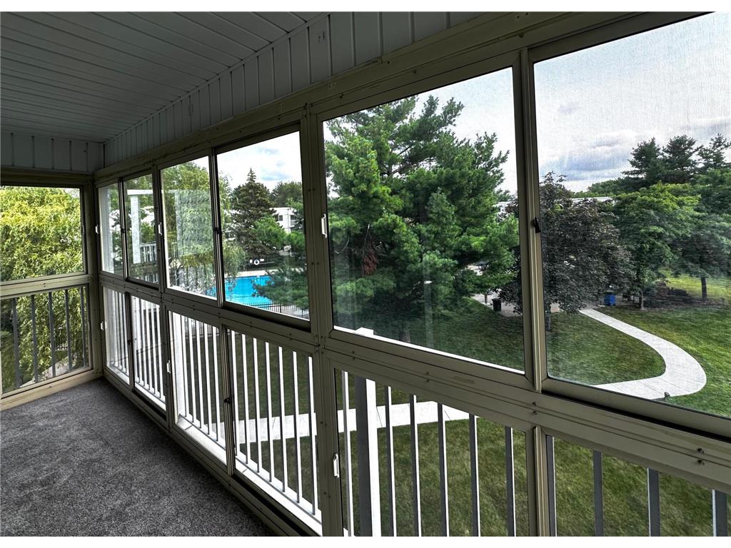 120 Demont Avenue E #307 Little Canada MN 55117 6575231 image1