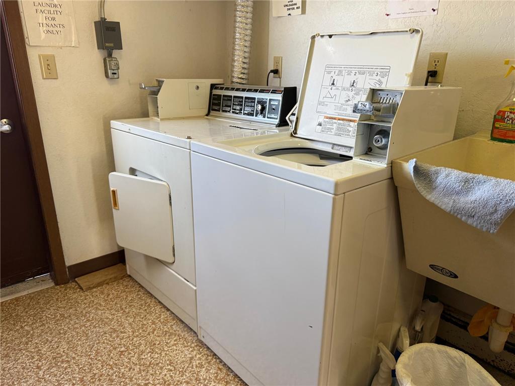 120 E 13th Street Blue Earth MN 56013 7096552 image38