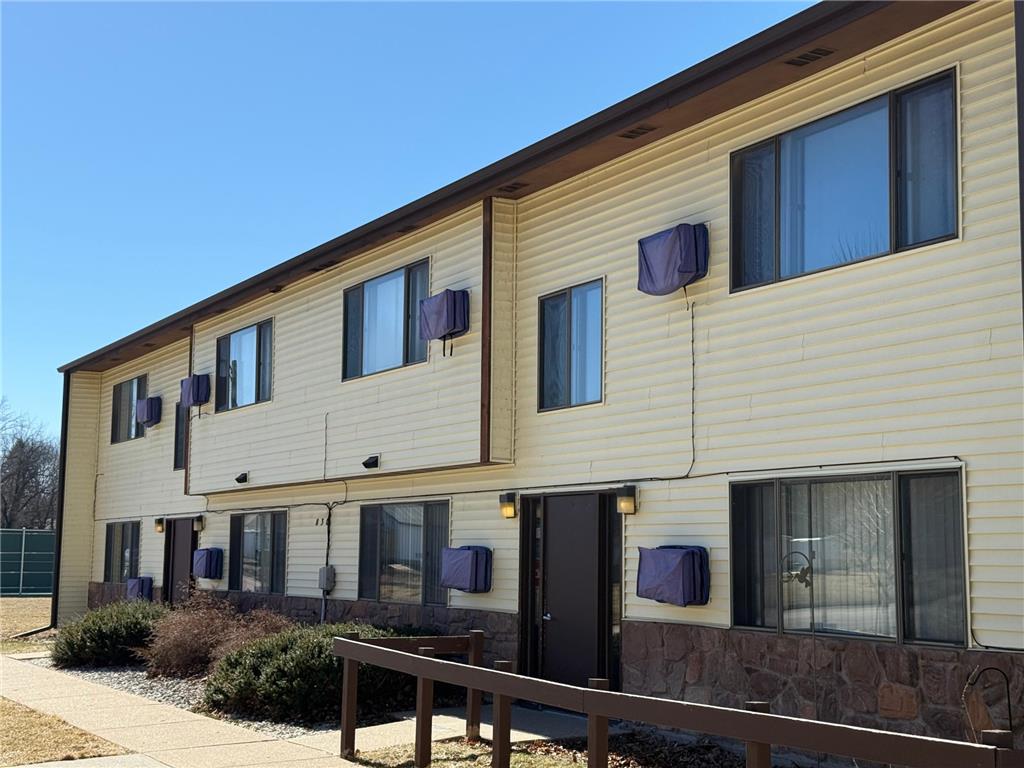 120 E 13th Street Blue Earth MN 56013 7096552 image39