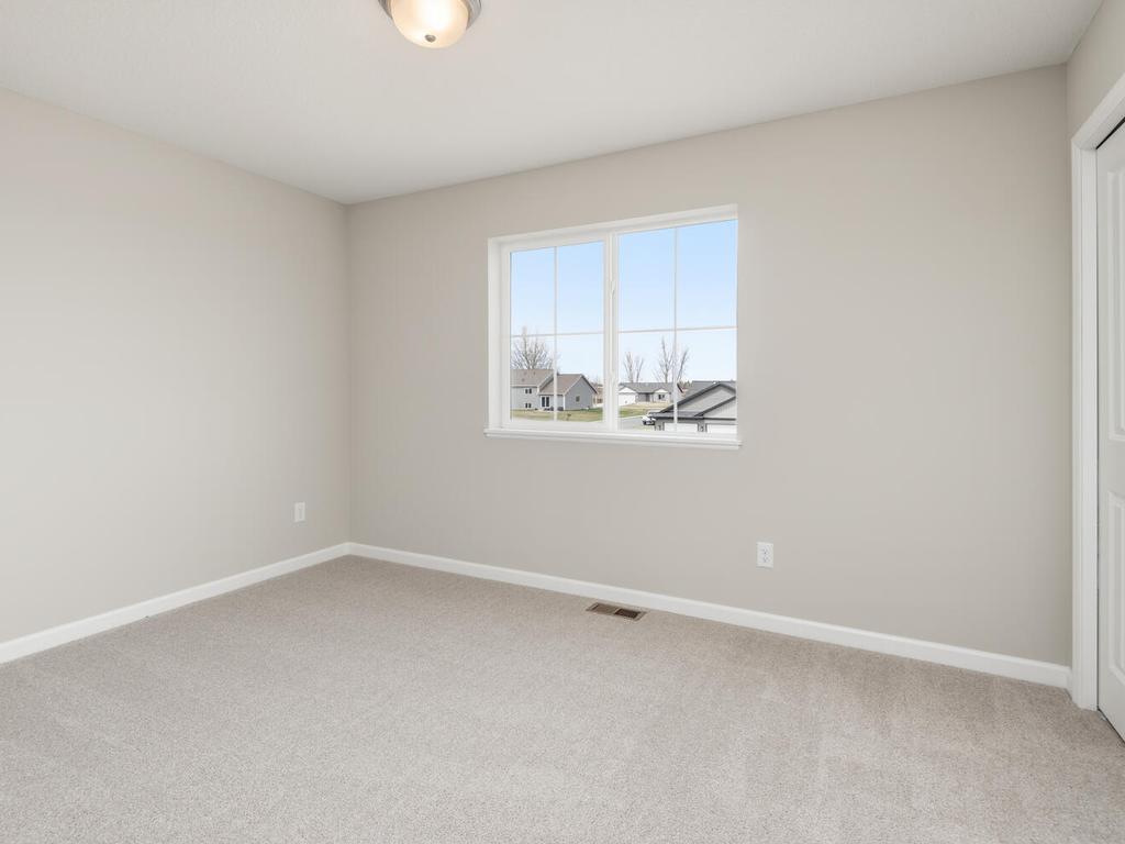 120 E 5th Street Green Isle MN 55338 7055672 image23