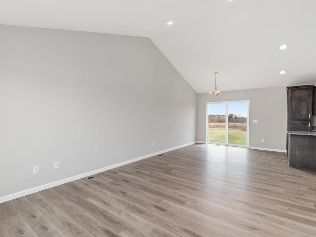 120 E 5th Street Green Isle MN 55338 7055672 image8
