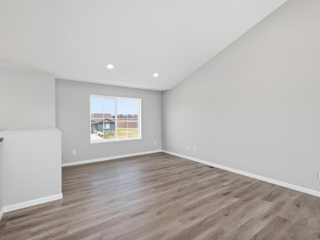 120 E 5th Street Green Isle MN 55338 7055672 image9