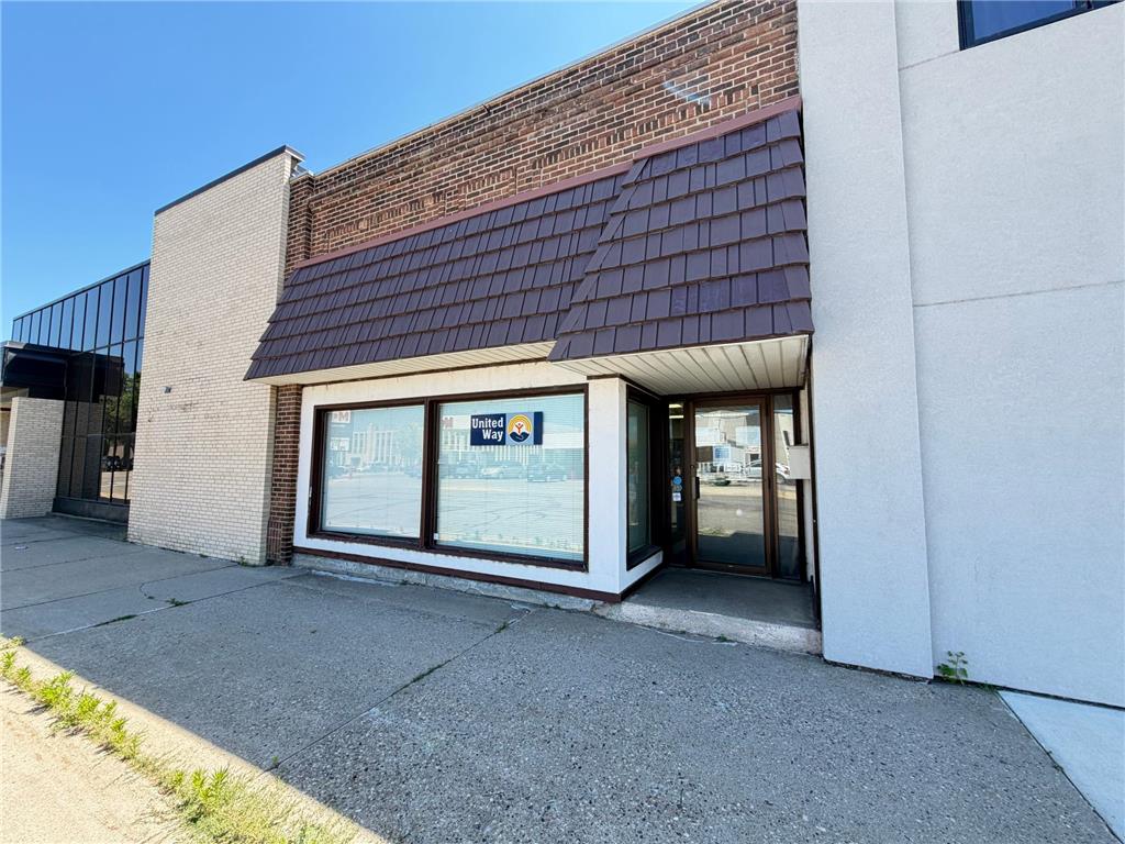 120 E Washington Avenue Fergus Falls MN 56537 7109761 image1