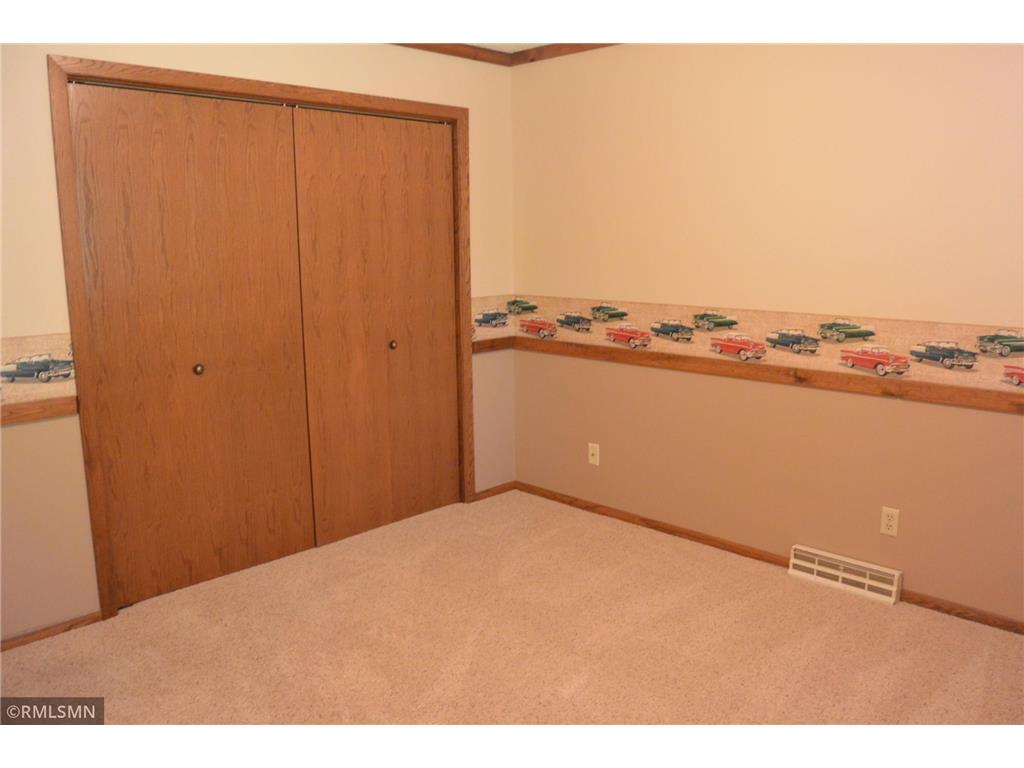 120 Edgewood Drive Glencoe MN 55336 7073106 image25