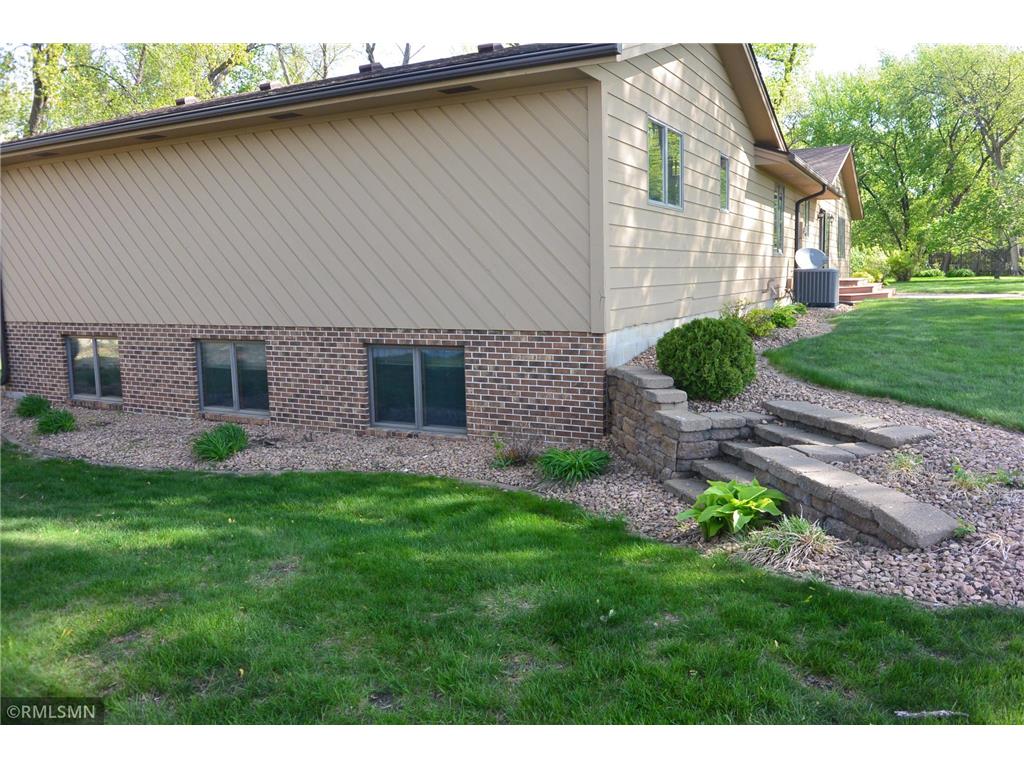 120 Edgewood Drive Glencoe MN 55336 7073106 image4