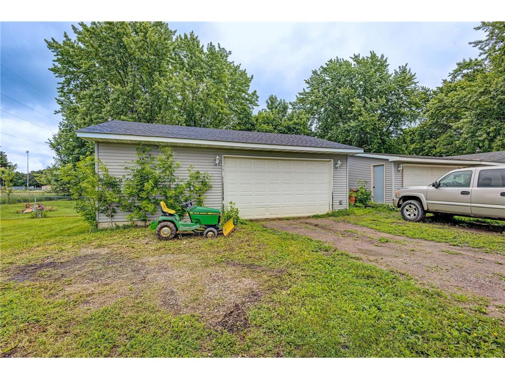 120 S Irving Avenue Rush City MN 55069 6775329 image3