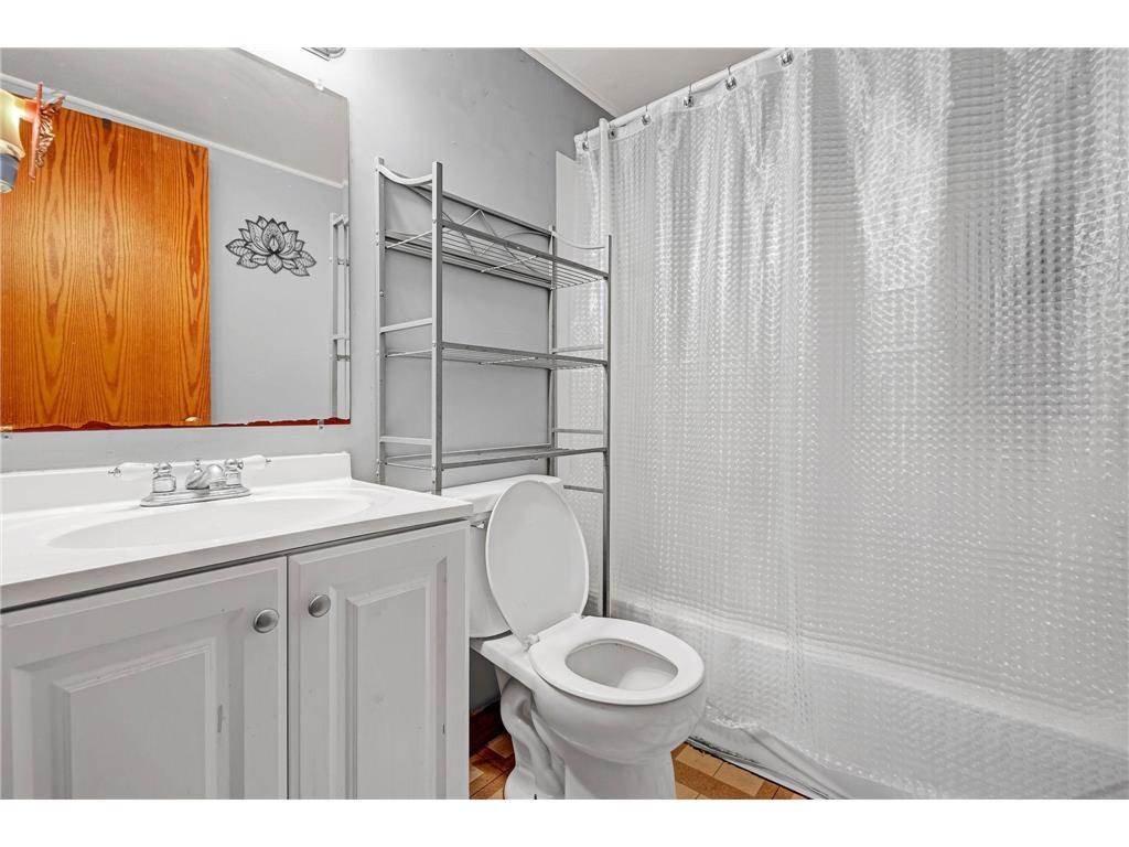 120 S Irving Avenue Rush City MN 55069 6775329 image8