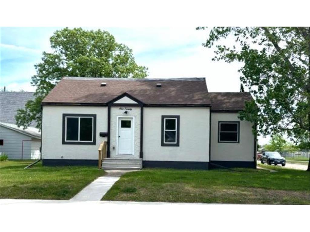 120 Spruce Avenue S Thief River Falls MN 56701 7086414 image1