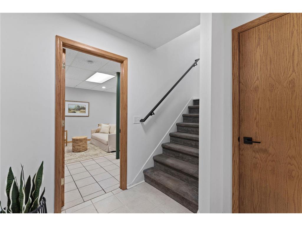120 W 136th Street Burnsville MN 55337 7104352 image25