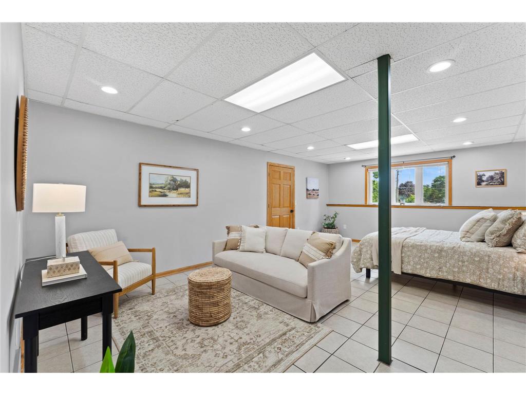 120 W 136th Street Burnsville MN 55337 7104352 image26