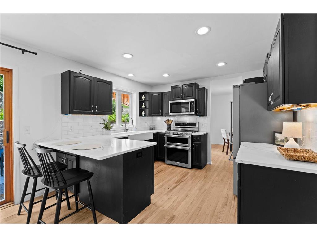 120 W 136th Street Burnsville MN 55337 7104352 image4