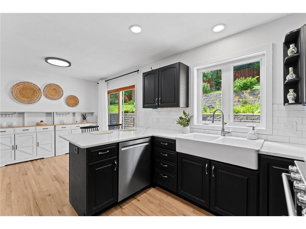 120 W 136th Street Burnsville MN 55337 7104352 image9