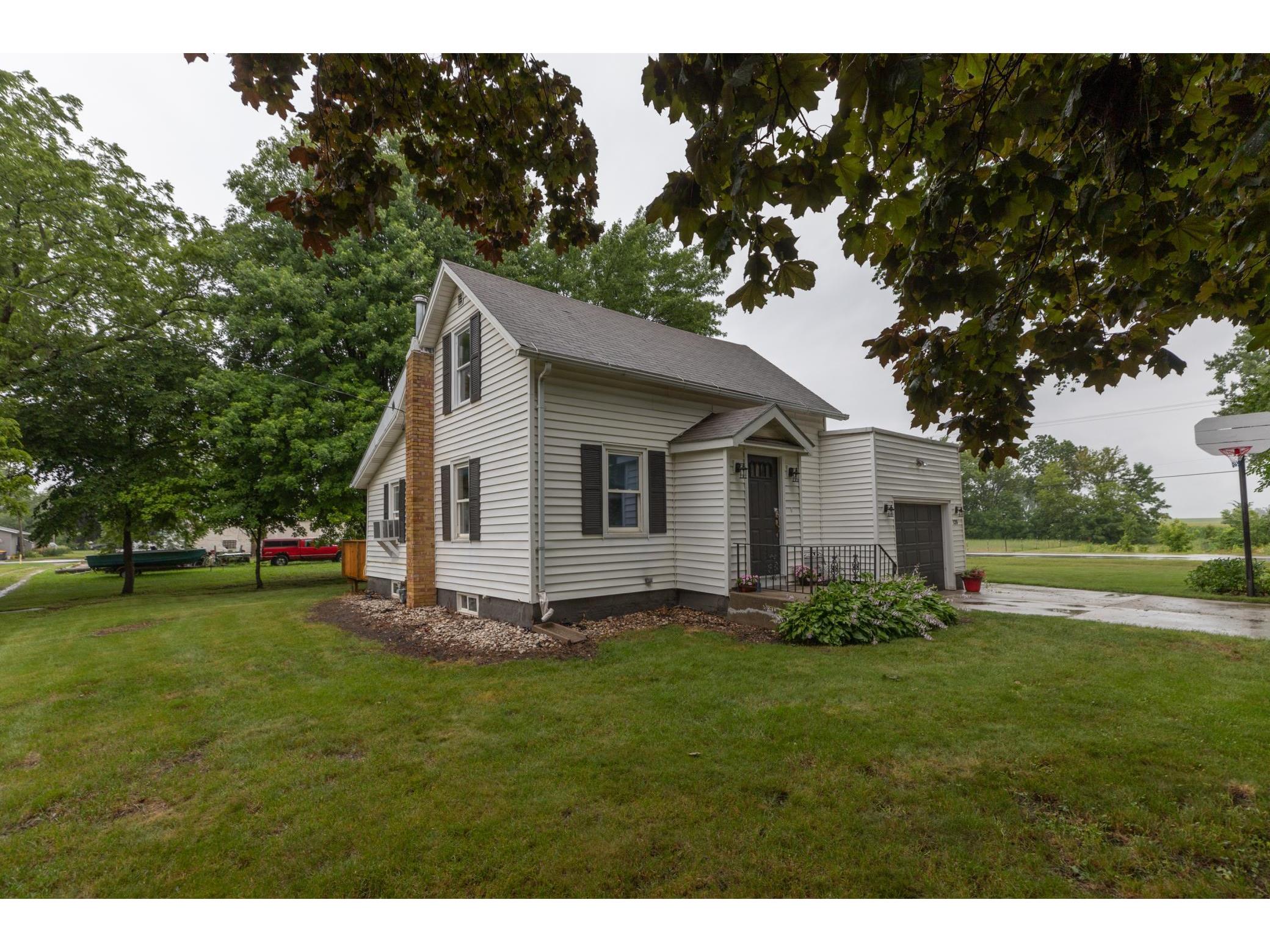 120 W 1st Street, West Concord, MN 55985 MLS 6022065 Edina Realty