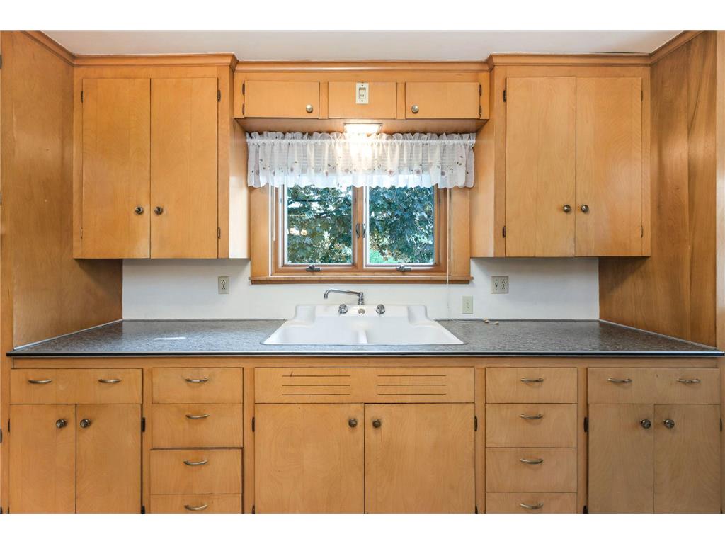 120 W 9th Street Fairmont MN 56031 7070649 image11