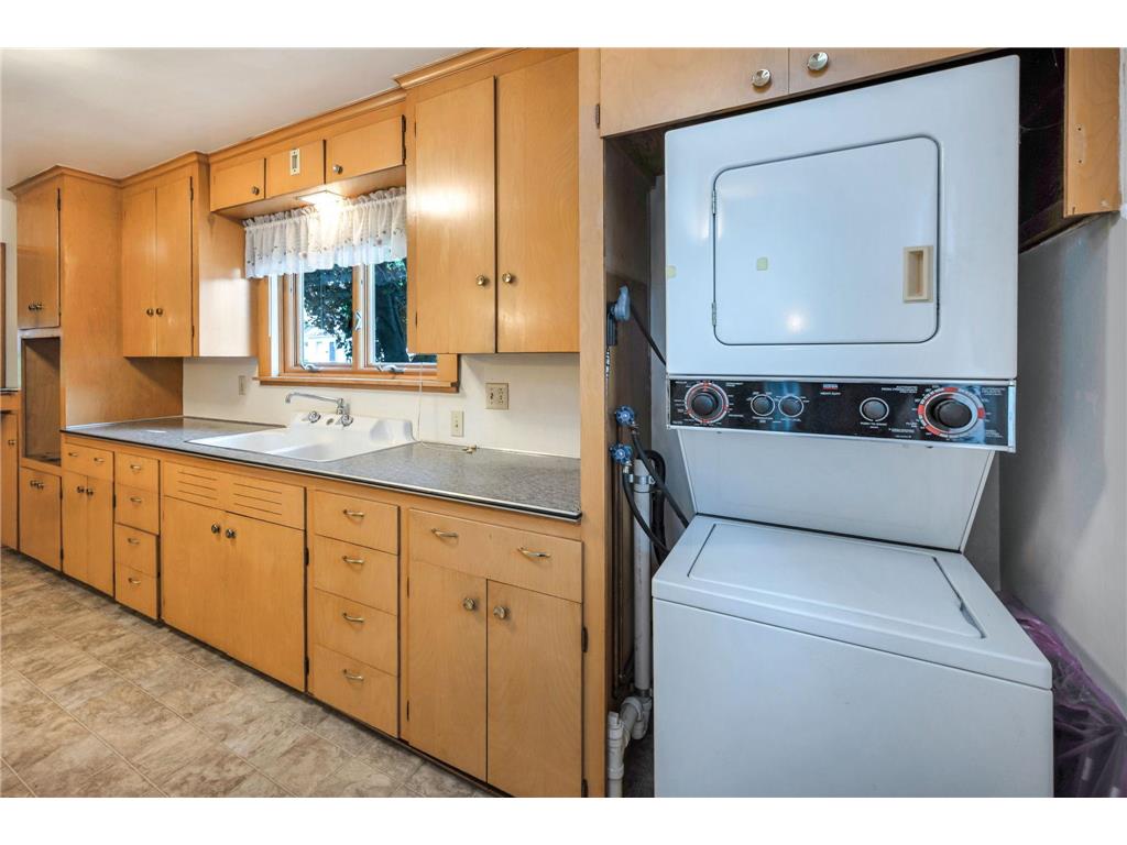 120 W 9th Street Fairmont MN 56031 7070649 image13