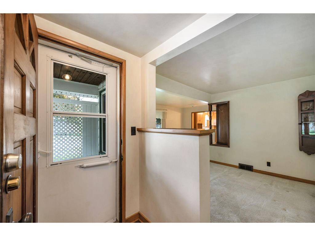 120 W 9th Street Fairmont MN 56031 7070649 image4