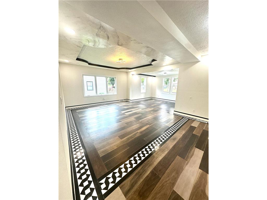 120 W Okabena Street Worthington MN 56187 6772854 image11