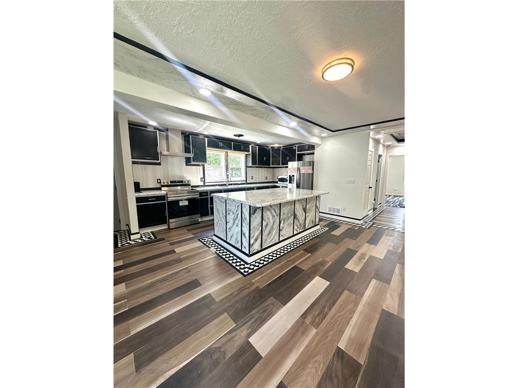 120 W Okabena Street Worthington MN 56187 6772854 image3