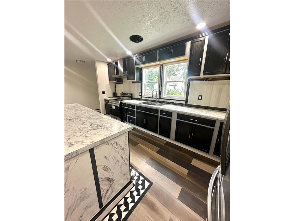 120 W Okabena Street Worthington MN 56187 6772854 image5